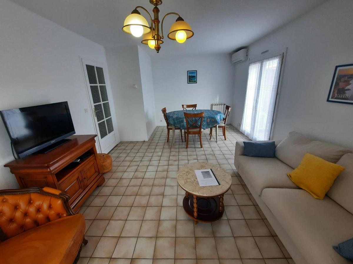Duplex T3 Avec Terrasses Et Parking, Proche Plages Et Commerces A Anglet - Fr-1-239-859 Exterior foto